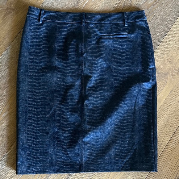 WAYF Camille Faux Leather Skirt in Navy - Picture 10 of 10